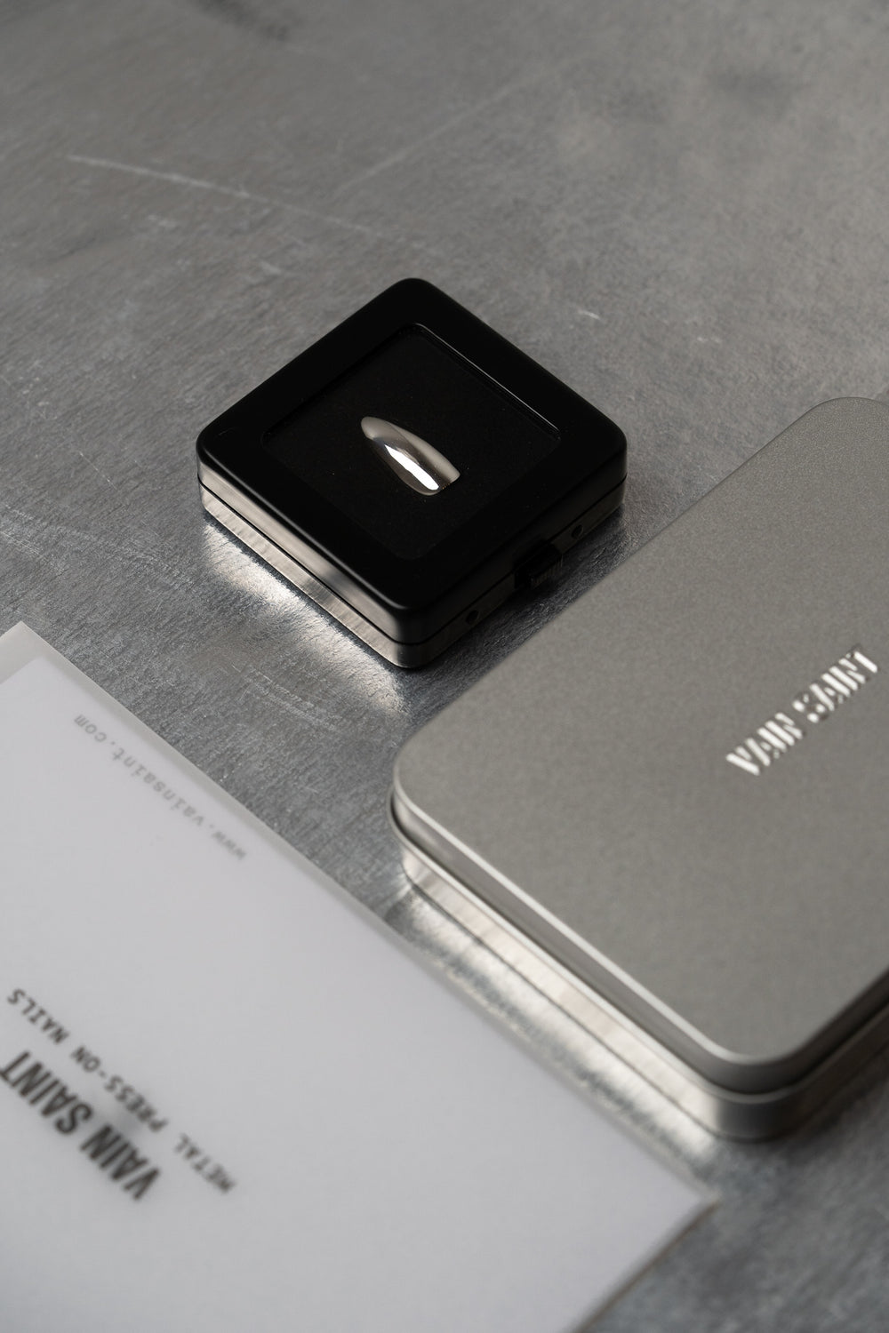 SILVER 925 // SINGLE